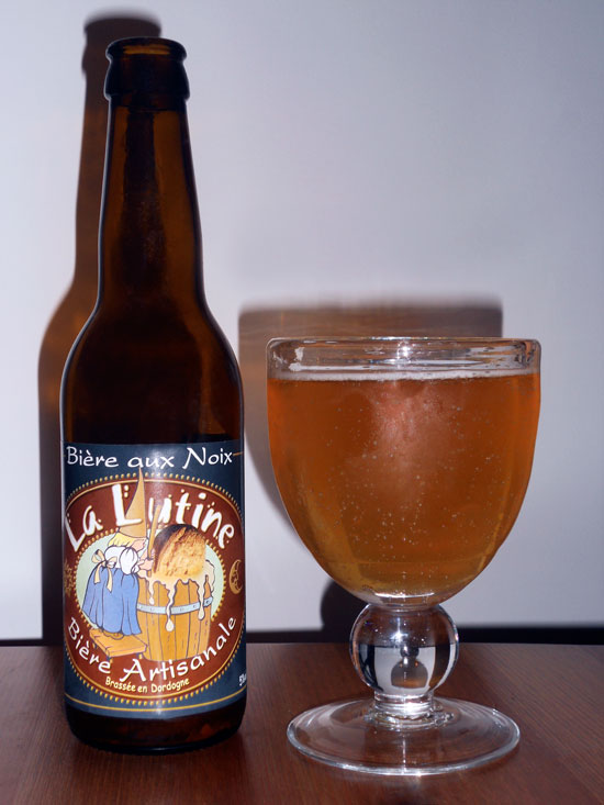 la lutine bière aux noix la lutine bière aux noix